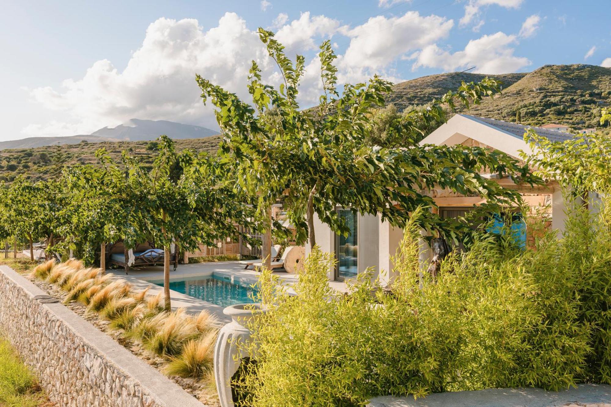 Spathes Suites Kefalonia - Luxury Suites Ratzaklíon Екстериор снимка