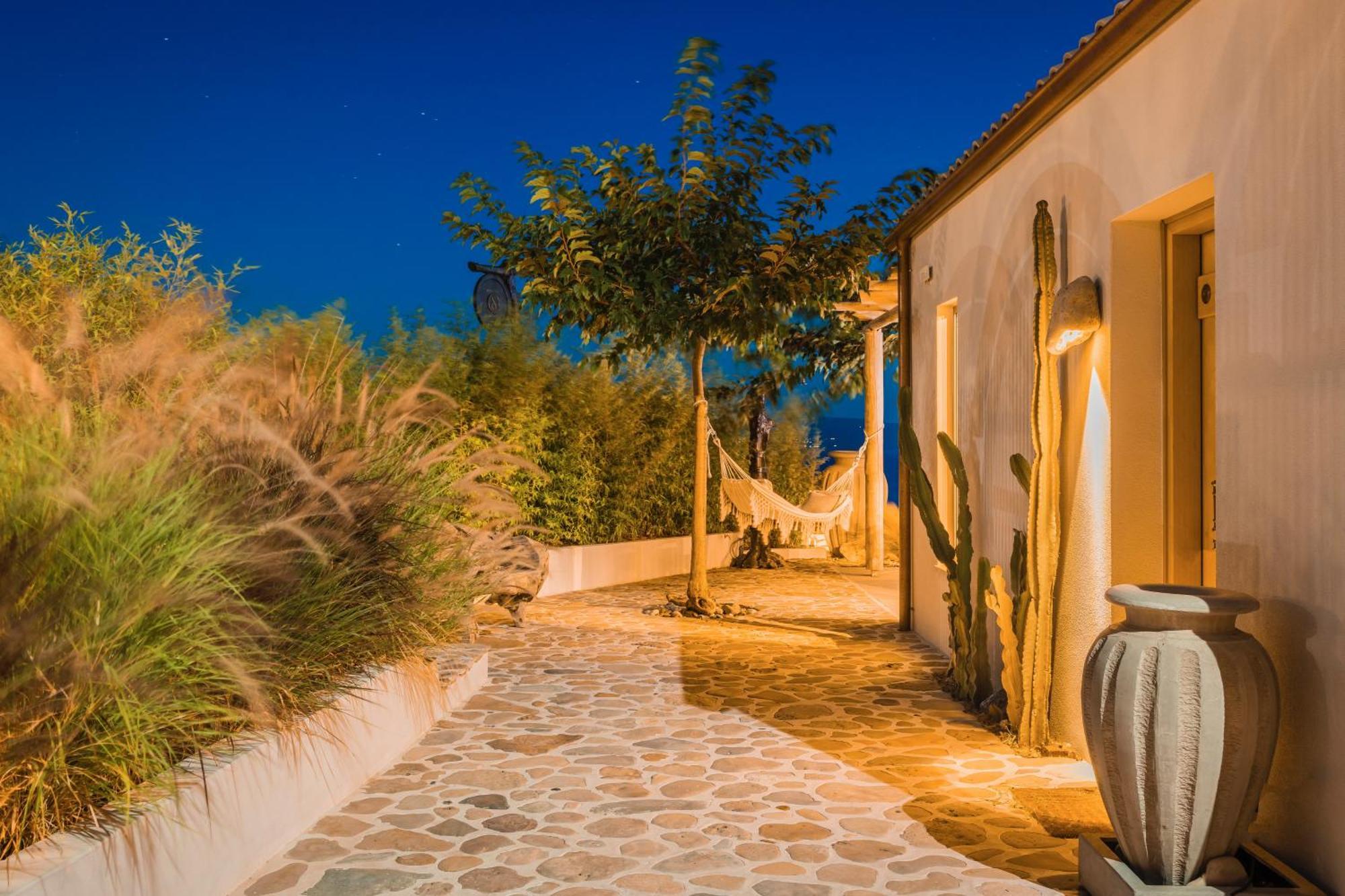 Spathes Suites Kefalonia - Luxury Suites Ratzaklíon Екстериор снимка